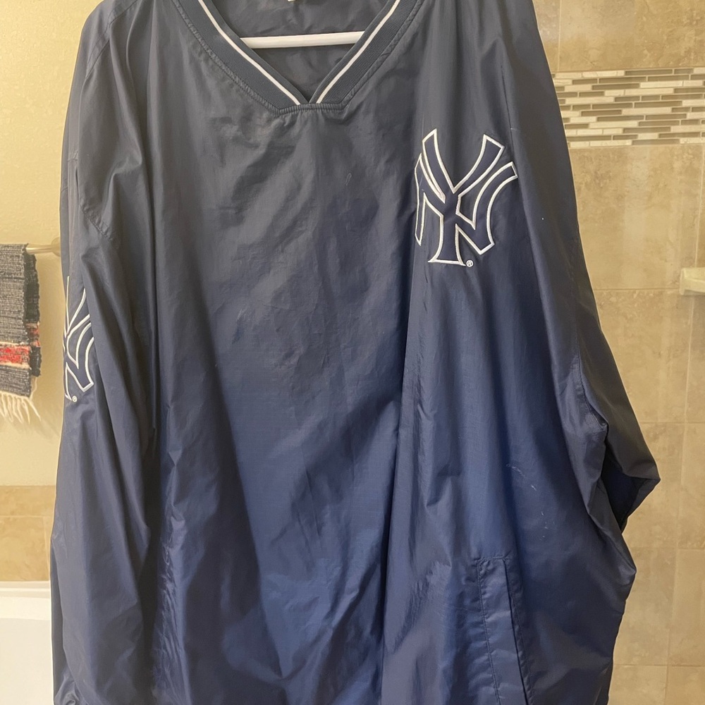Russell Athletic New York Yankees Navy Blue Windbreaker